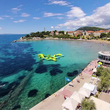 Rooms With Wifi Split - 9240 Guest house *