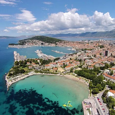 Rooms With Wifi Split - 9240 Split